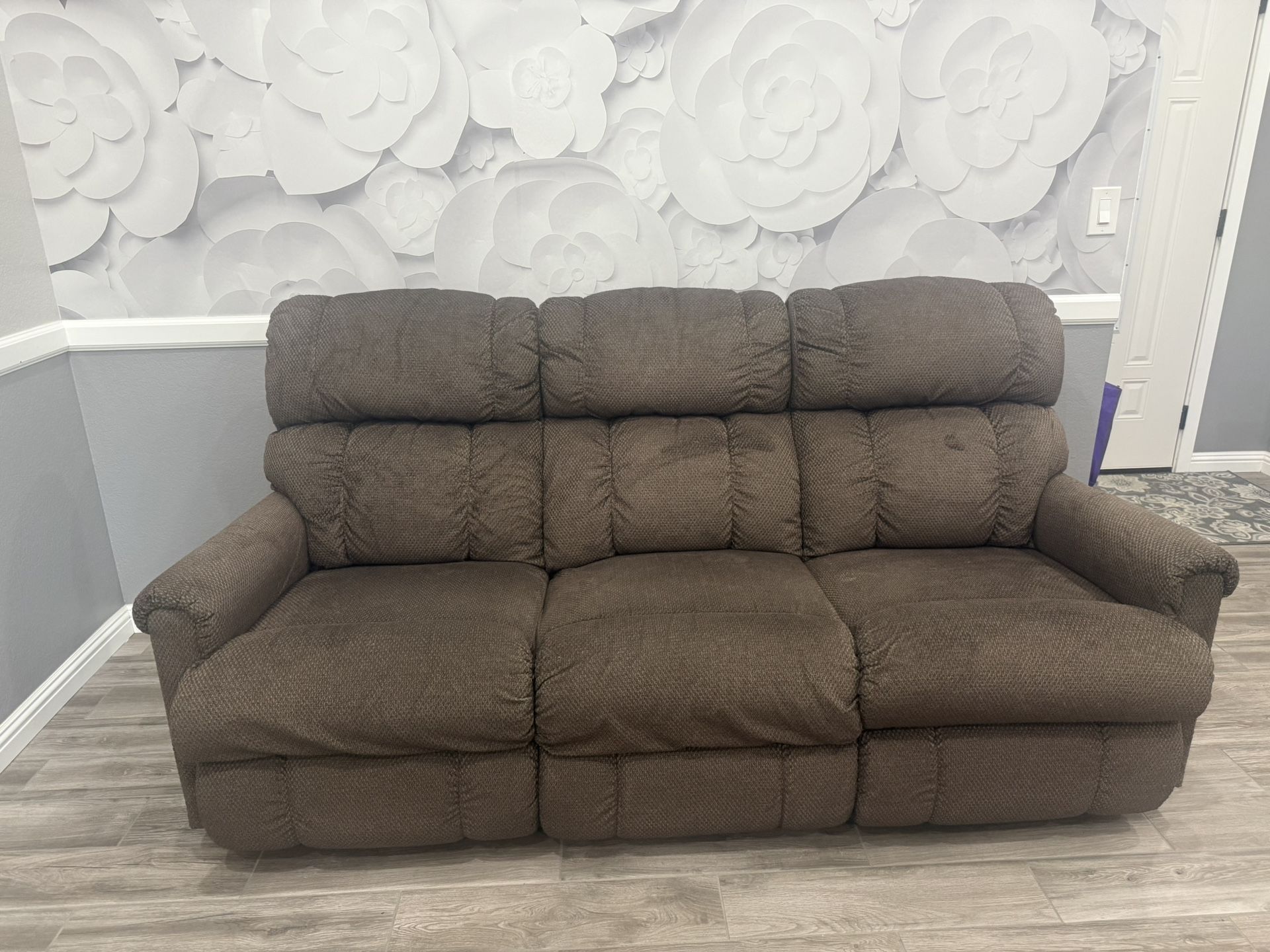 La-Z-Boy Reclining Sofa And Loveseat