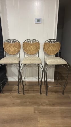 Rattan bar stools