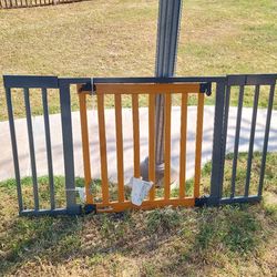 Doggy Gate Door 30$ New Never Installed