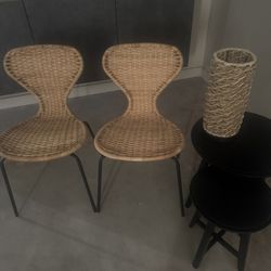 Wicker Chair Nesting Table Set