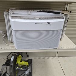 Frigidaire Ac