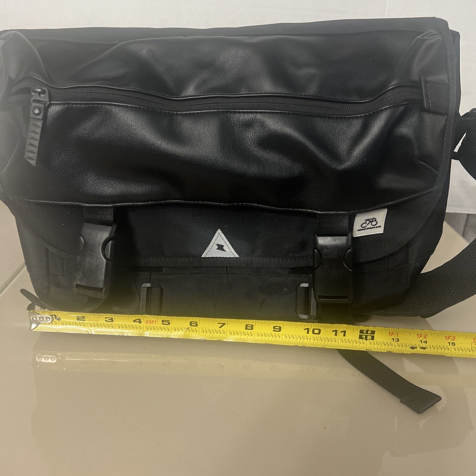 Men Motorcycle Cycling Messenger Bags Waterproof Big Crossbody Shoulder bag. Pre owned in good cosmetic condition. The bag shows normal signs of usage