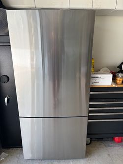 GE Fridge (Brand New)