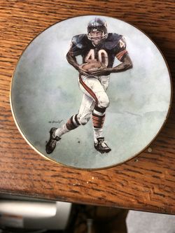 Gayle Sayers collectors plate