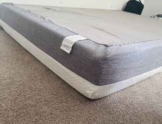 Queen Size Mattress, 10 Inch Gel Memory Foam Mattress for Cool Night & Pressure Relief, Medium Plush Feel with Motion Isolating, Bliss