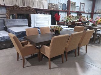 Dining Room Table Sets / Chairs