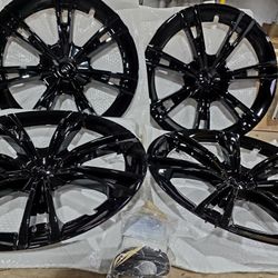 4 Brand NEW 20" Tesla Model Y OEM Wheel COVERS HUBCAPS BNIB NEVER USED 