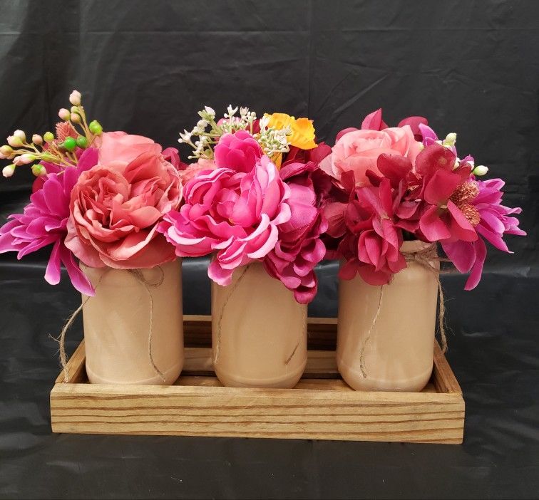 3 Flower Vases With Tray