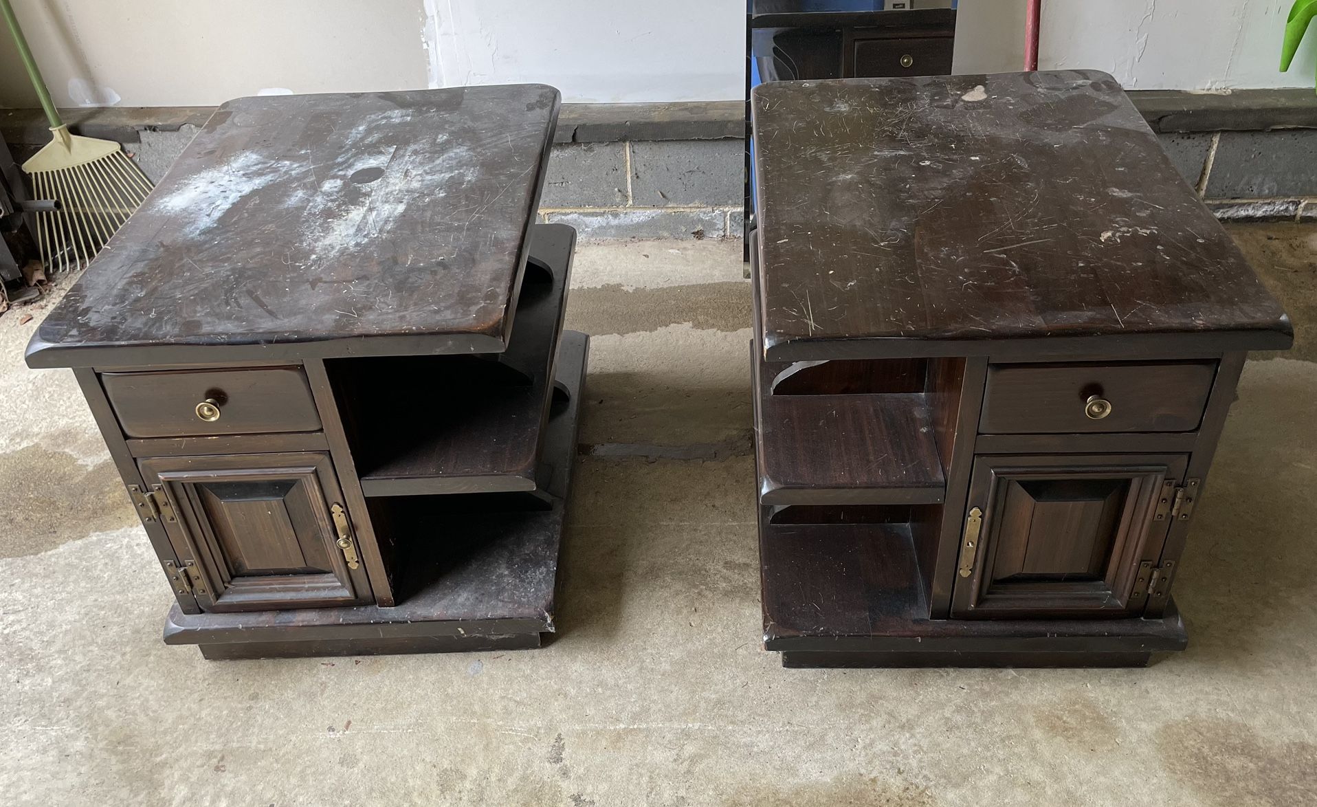 Free Pine End Tables