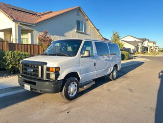 2013 Ford E-150