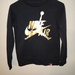 Air Jordan Sweater Youth Medium 10-12