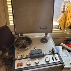 Vintage sony tapecorder