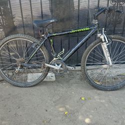 Cannondale Mountain Bike. 