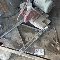 Mk tile cutter
