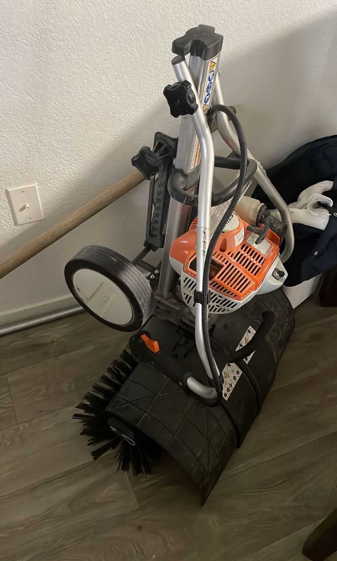 Power Broom