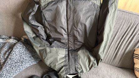 Mountain Warehouse Ski Jacket (Medium)