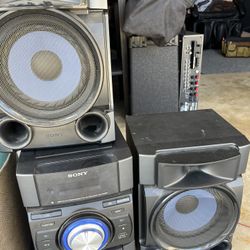 SONY Three Piece Hi Fi Stereo Early 00s With iPod Dock CD Player 