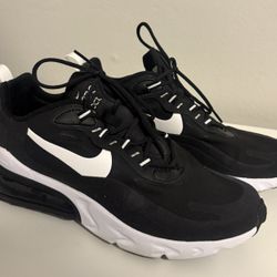 Nike Air Max 270 React, men’s size 9. 