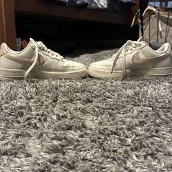 Bandanna Nikes size 8