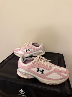 Men’s Under armour shoes size 11