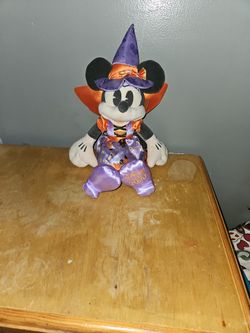 Halloween edition Minnie Mouse 