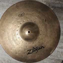 18 Inch Zildjian ZBT Crash And Pearl Cx 20 Inch Ride