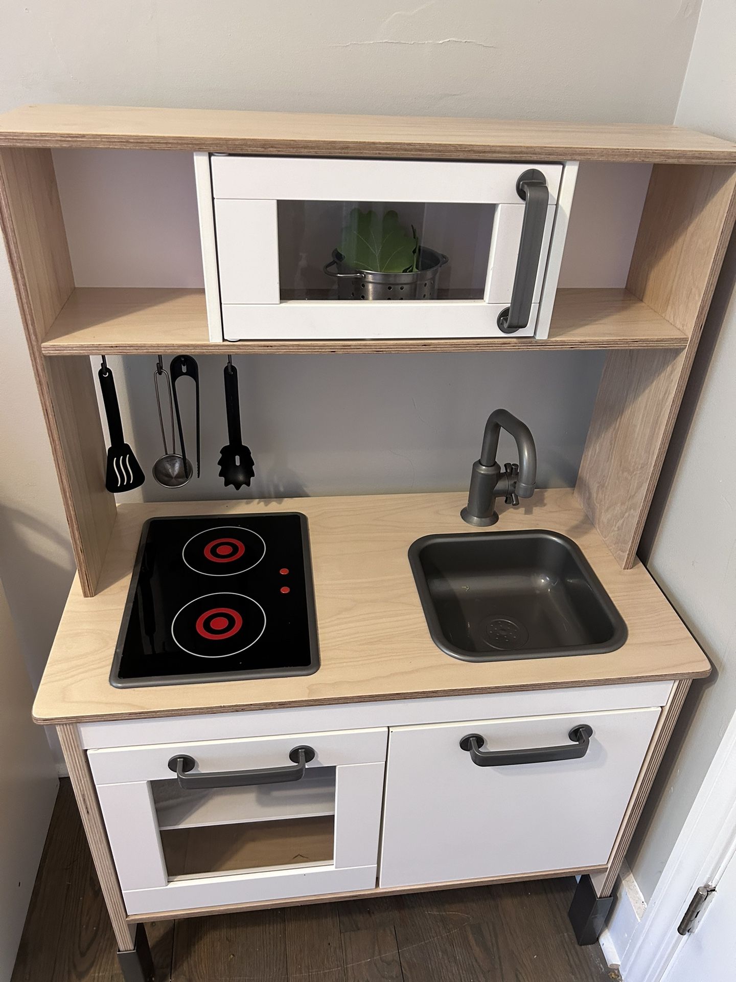 IKEA Kids Kitchen