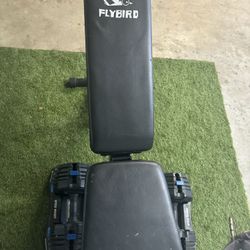 Adjustable Weight Lifting Bench. 