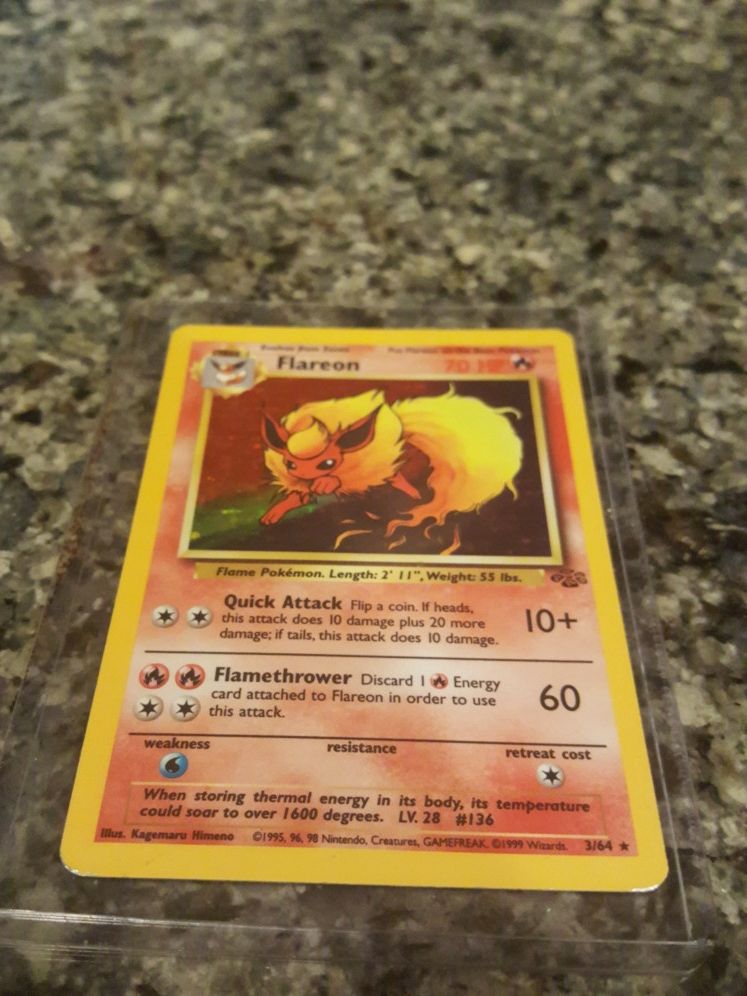 Pokemon Flareon Holographic card