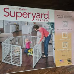 Toddleroo by North States Superyard Classic 6-Panel Play Yard