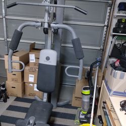 Gold's Gym XRS 50 Home Gym 