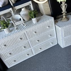 Dresser L 52 H 29  Night L 21 H 22