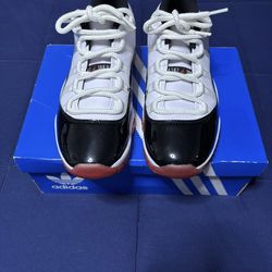 Jordan 11 Retro Low Concord Bred 2020  Size 8