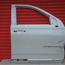 Chevrolet Tahoe Suburban Front Right Side Door 2022-2024