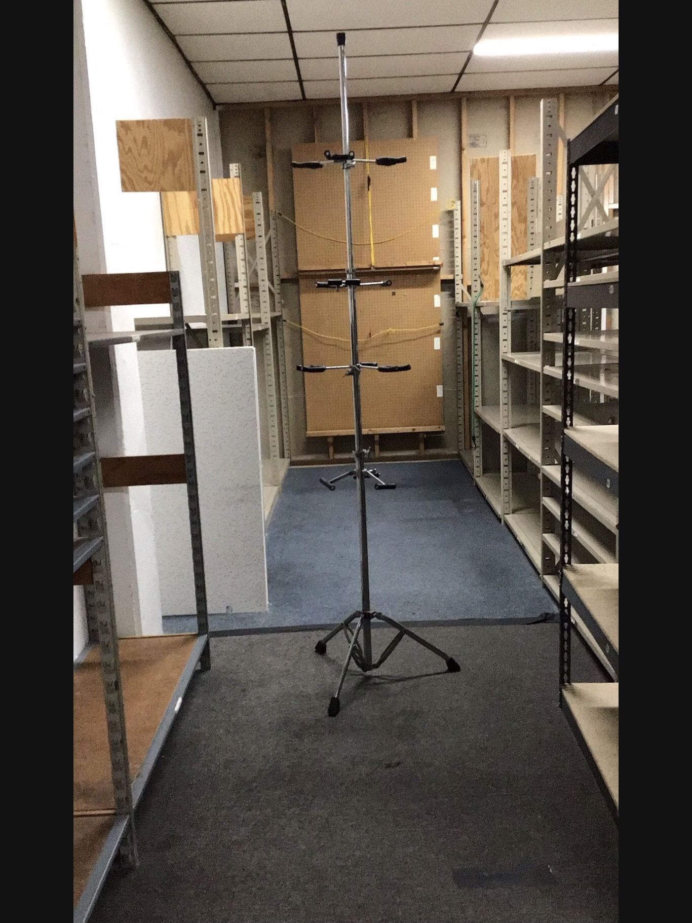 Guitar Stand Display For 6 Guitars π΅ π³ π΅ Cash and Card Accepted