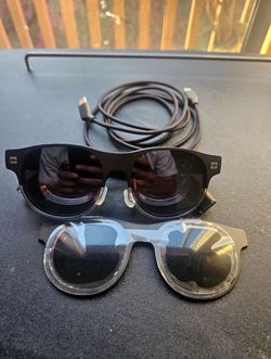 Send trades or offers - New Asus Airvision M1 wearable display 4k for gaming, work, movies etc