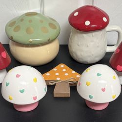 Mushroom Ceramic Canisters and Wood Decor see pics for condition $15 for All