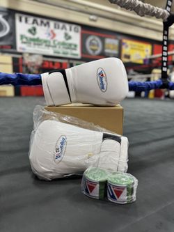 14 Ounce Winning Strap Gloves 