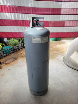 Propain gas tank 67 gallon