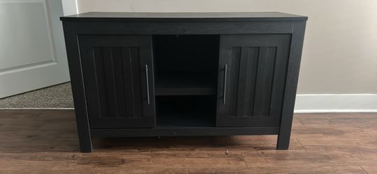 Dresser /Stand