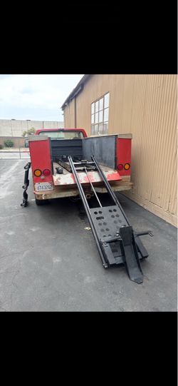 Motorcycle lift