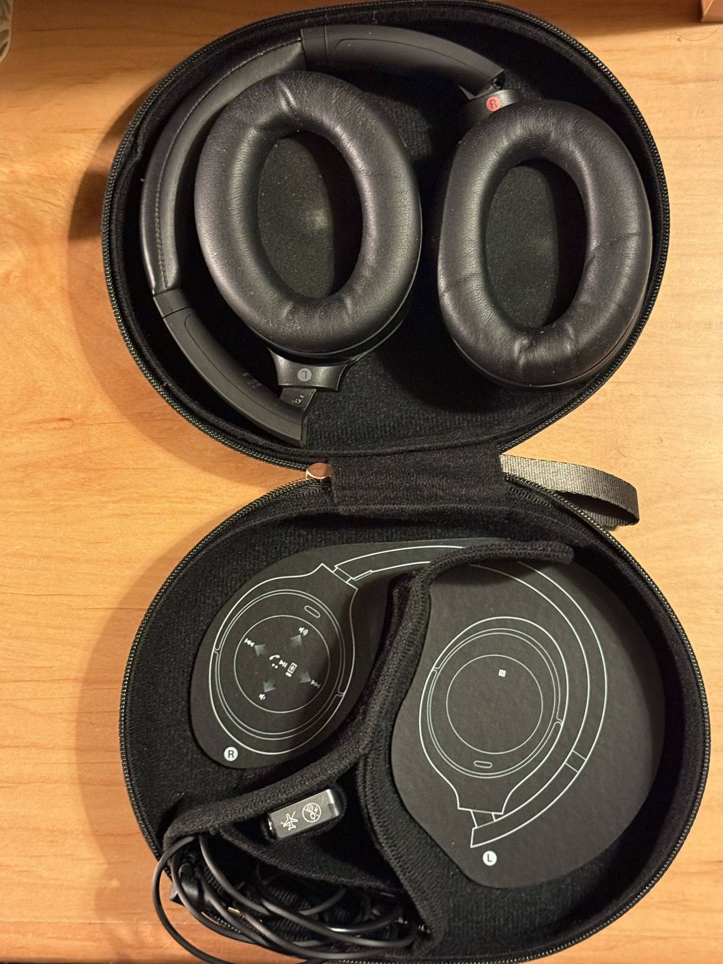 🎧 Sony WH-1000XM3 Wireless Noise Cancelling Headphones - Great Condition