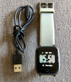 Smartwatch Fitness Tracker
