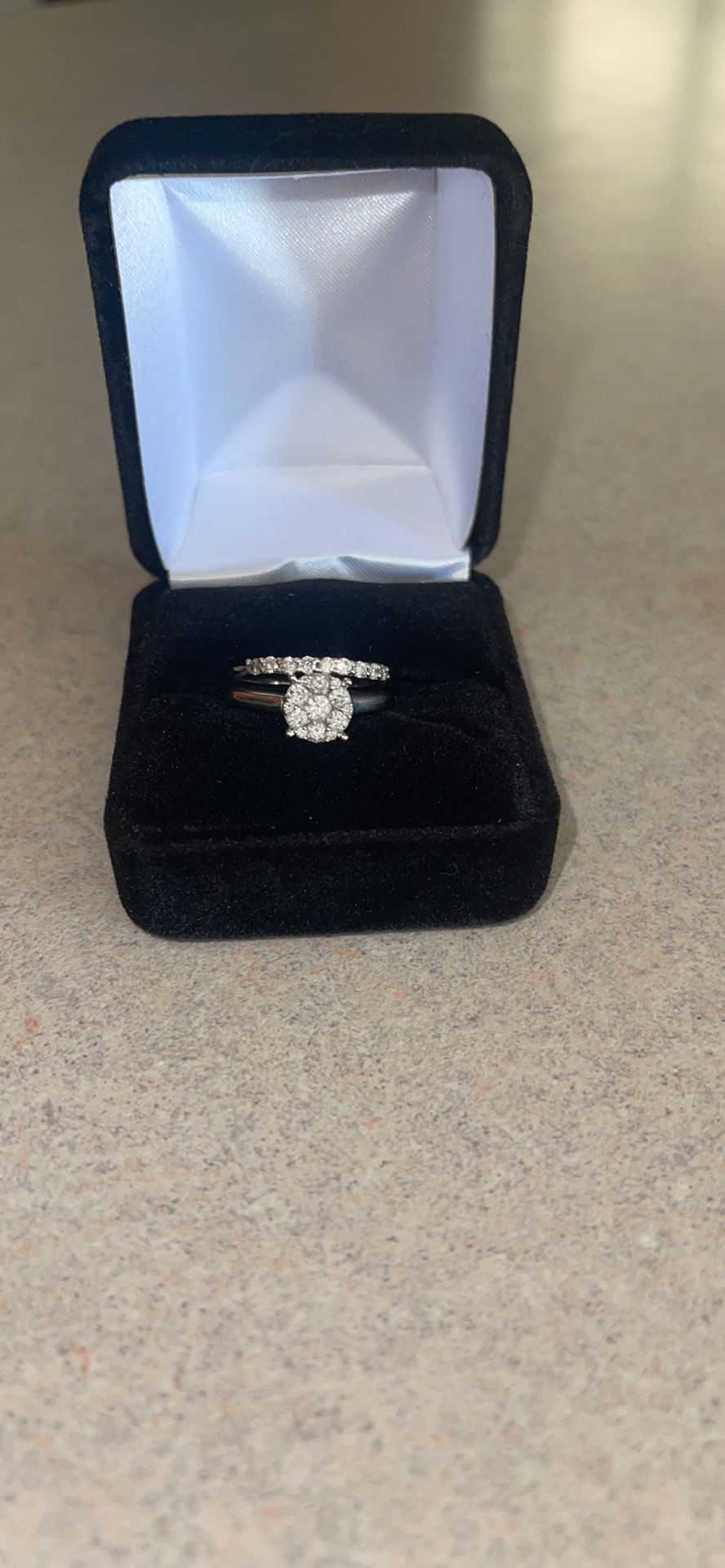 Diamond Cluster Engagement Ring W/Band 