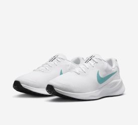 Nike Revolution 7 Running Sneakers
