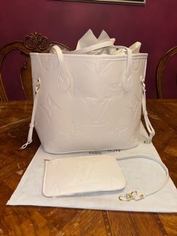 New white monogram women’s tote