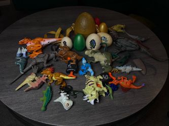 Assorted Dino set