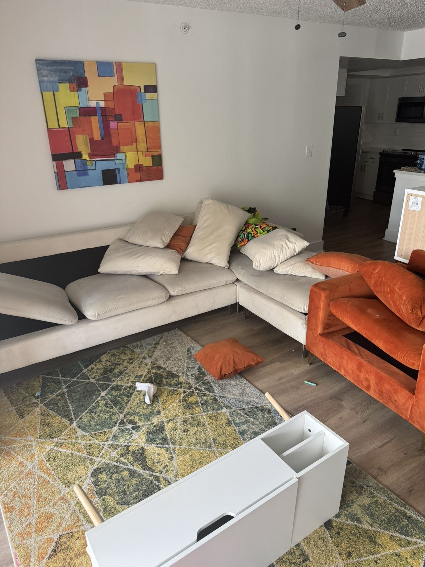 COUCH SET
