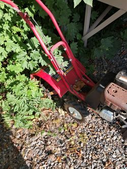 Rotatiller small (rear tine drive)