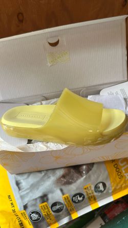 Yellow Box Jelly Women’s Slides  